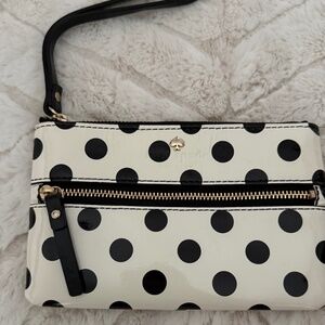 Kate Spade New York brand new Wristlet
